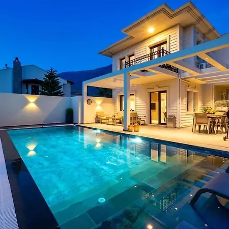 Havuzlu Korunakli Oezel