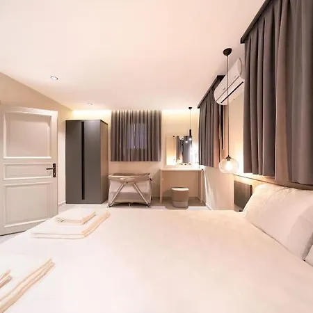 Havuzlu Korunakli Oezel