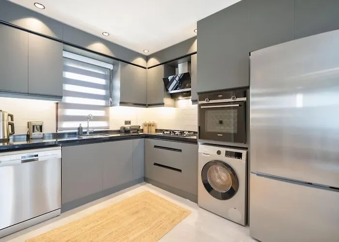 Villa Havuzlu Korunakli Oezel Fethiye