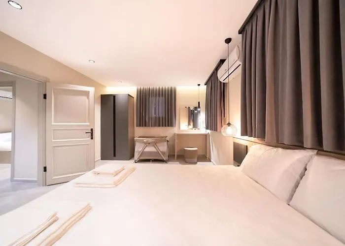 Havuzlu Korunakli Oezel